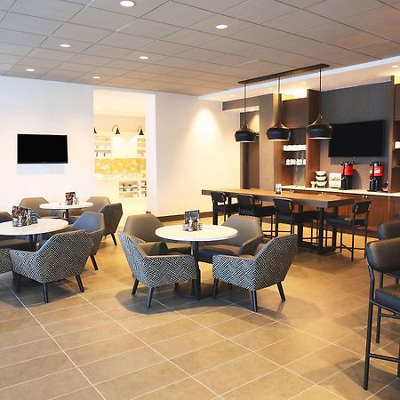 Hyatt Place Austin Airport Екстериор снимка