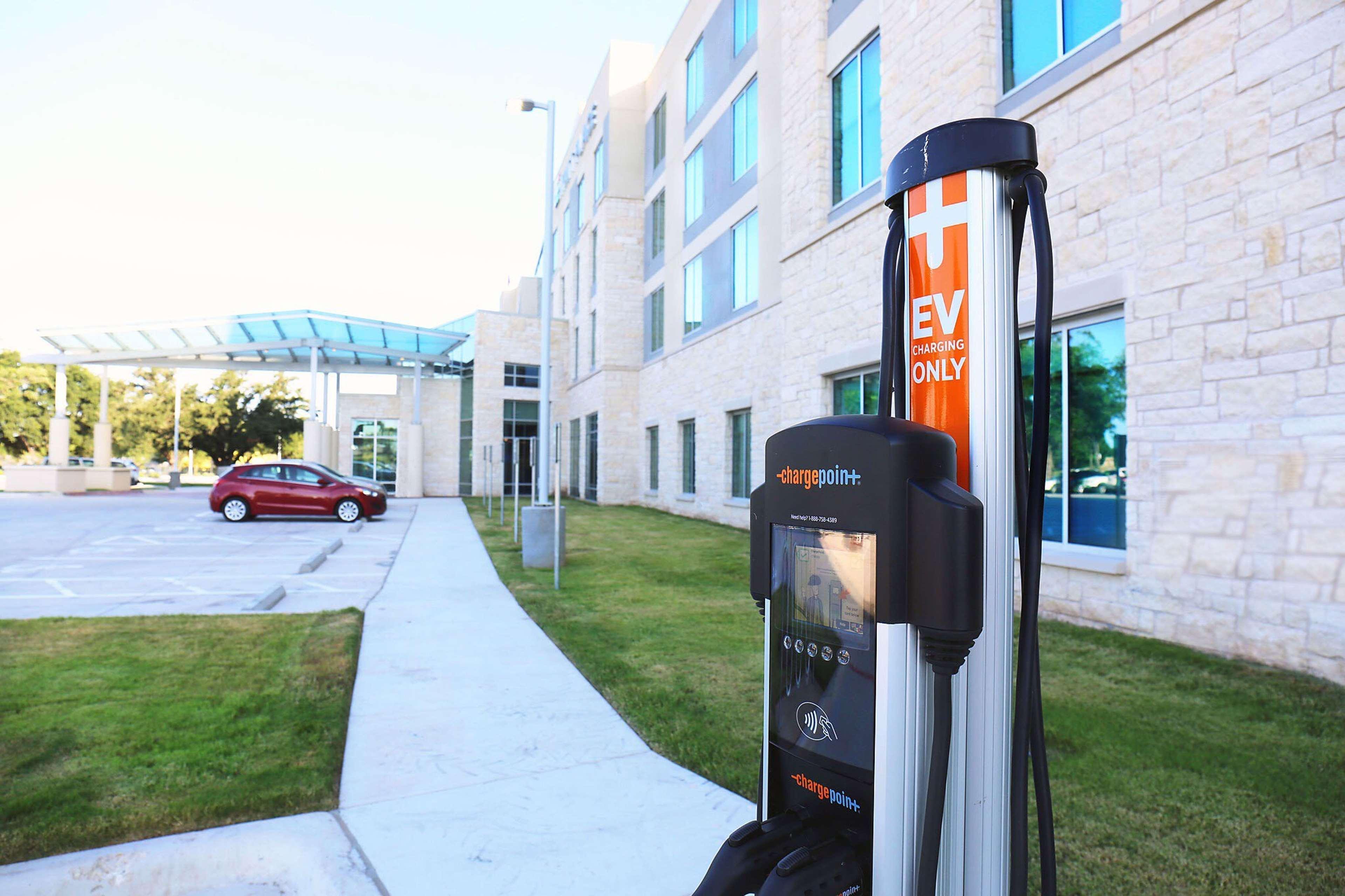Hyatt Place Austin Airport Екстериор снимка